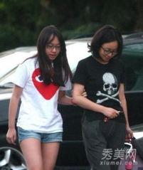 娱乐圈母女爆料视频,揭秘明星家庭背后的真相 第3张 娱乐圈母女爆料视频,揭秘明星家庭背后的真相 第3张