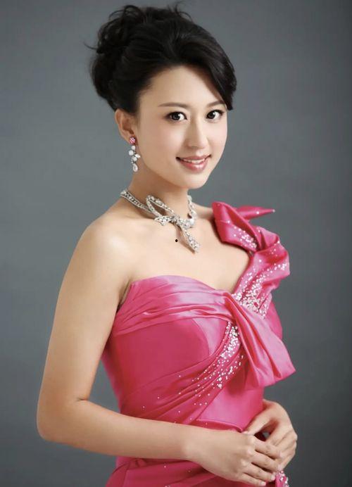 主持人舒畅天涯爆料视频,娱乐圈幕后真相大曝光  第1张