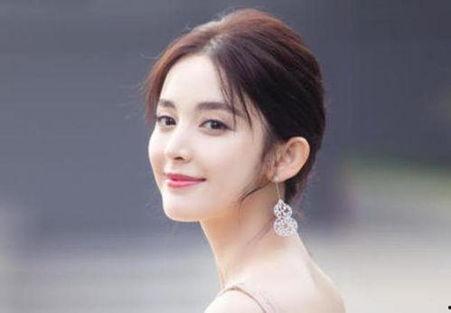 娜扎最新八卦爆料图片大全,揭秘明星私生活瞬间  第2张 娜扎最新八卦爆料图片大全,揭秘明星私生活瞬间  第2张