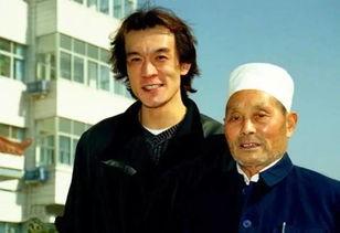 王家老爷子爆料大全最新,揭秘家族秘闻与传奇故事 第3张 王家老爷子爆料大全最新,揭秘家族秘闻与传奇故事 第3张